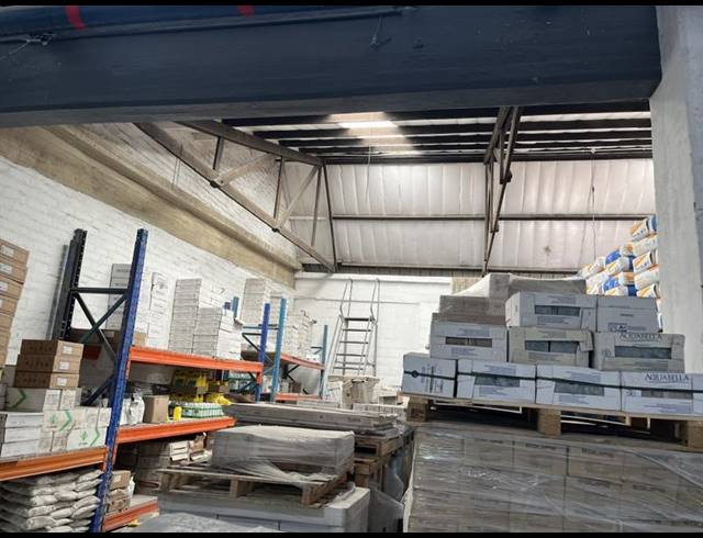 INDUSTRIAL PROPERTY TO RENT IN PAARDEN EILAND